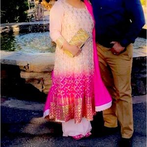 Selling this outfit and worn only once !! Its in very good condition